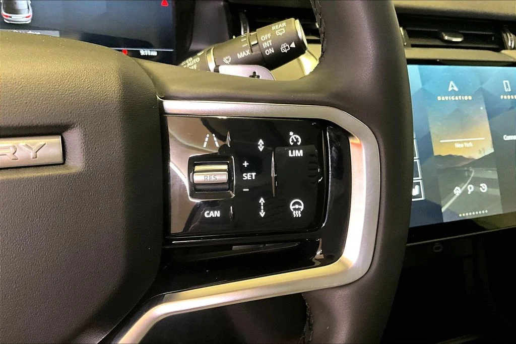 Used 2025 Gray Land Rover S image 20