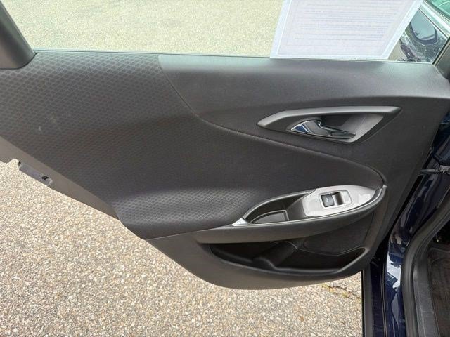 Used 2017 Blue Velvet Metallic Chevrolet LT image 14