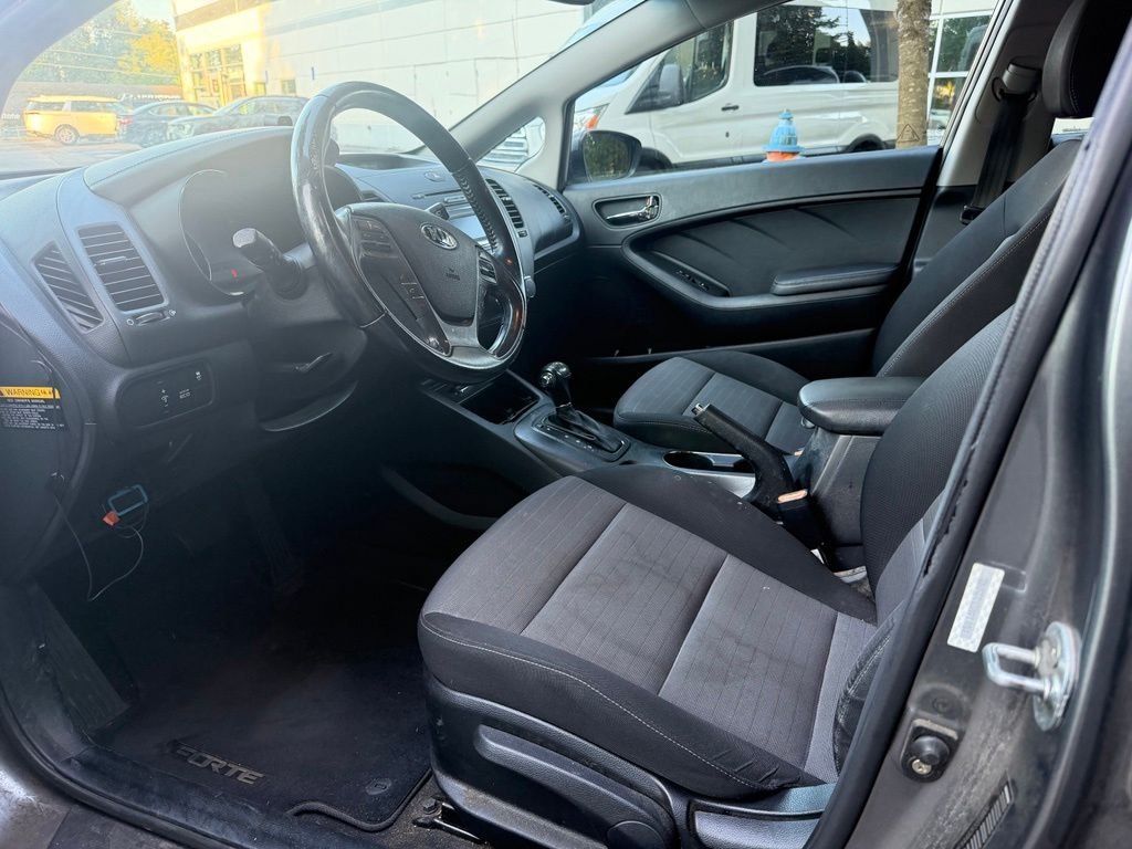 Used 2015 Graphite Steel Kia EX image 8