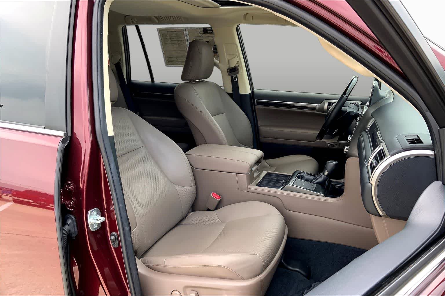 Used 2022 Claret Mica Lexus Luxury image 9