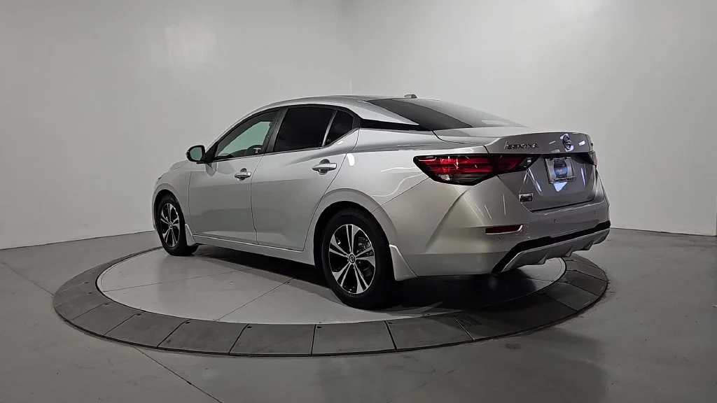 Used 2022 Silver Nissan SV image 3