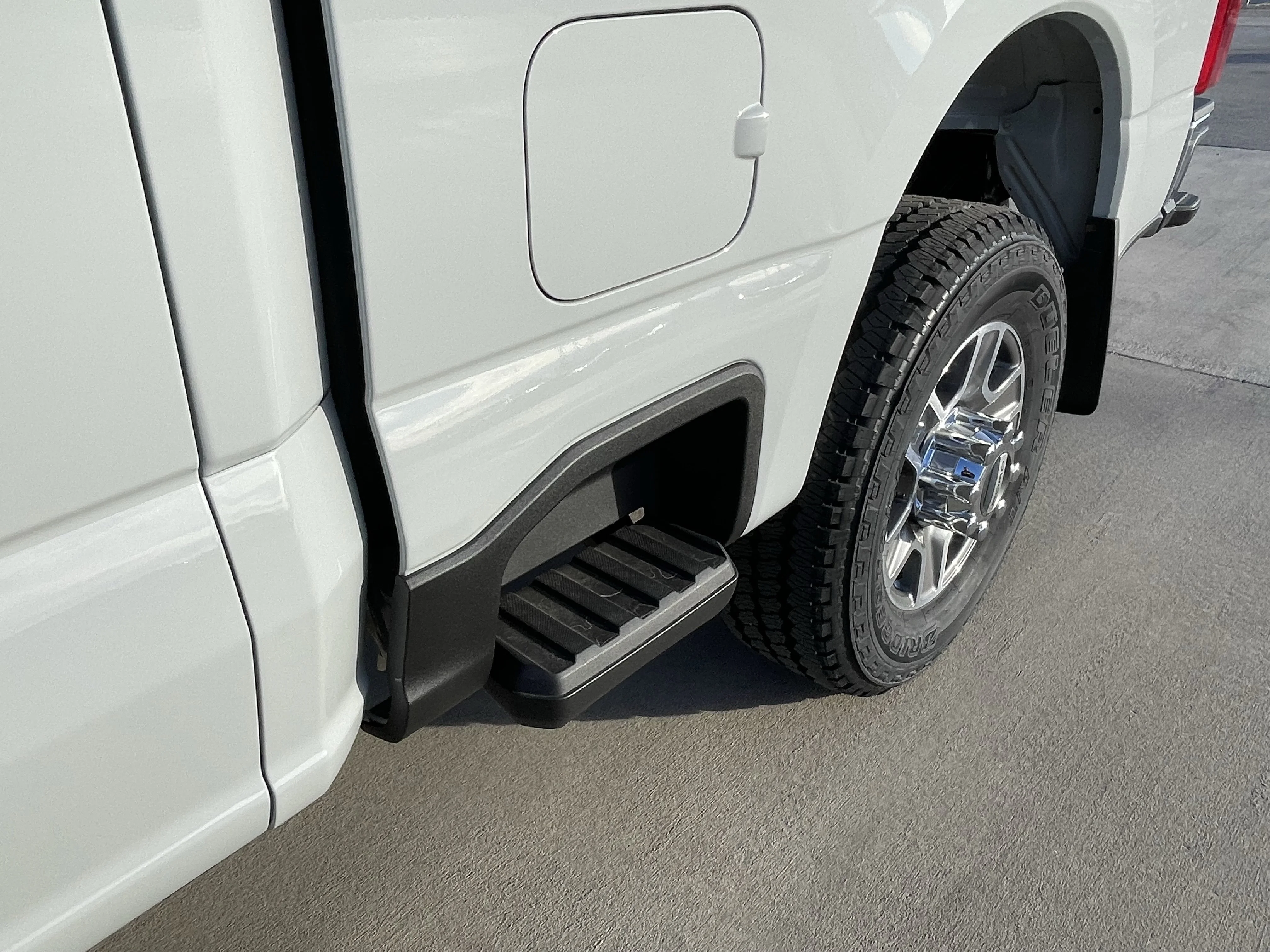 New 2026 Avalanche Ford LARIAT image 8