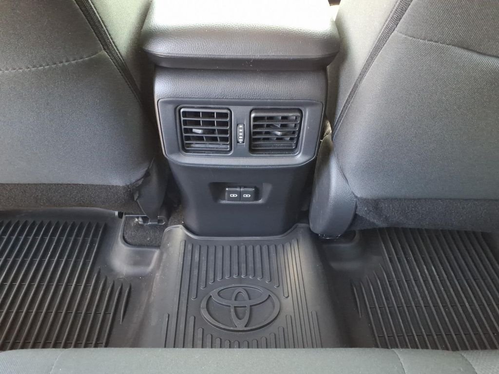 Used 2024 Ice Toyota XLE image 7