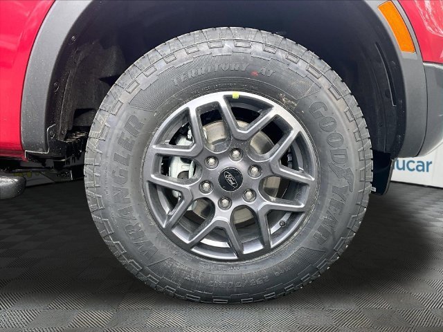 New 2026 Ruby Red Metallic Tinted Clearcoat Ford XLT image 13