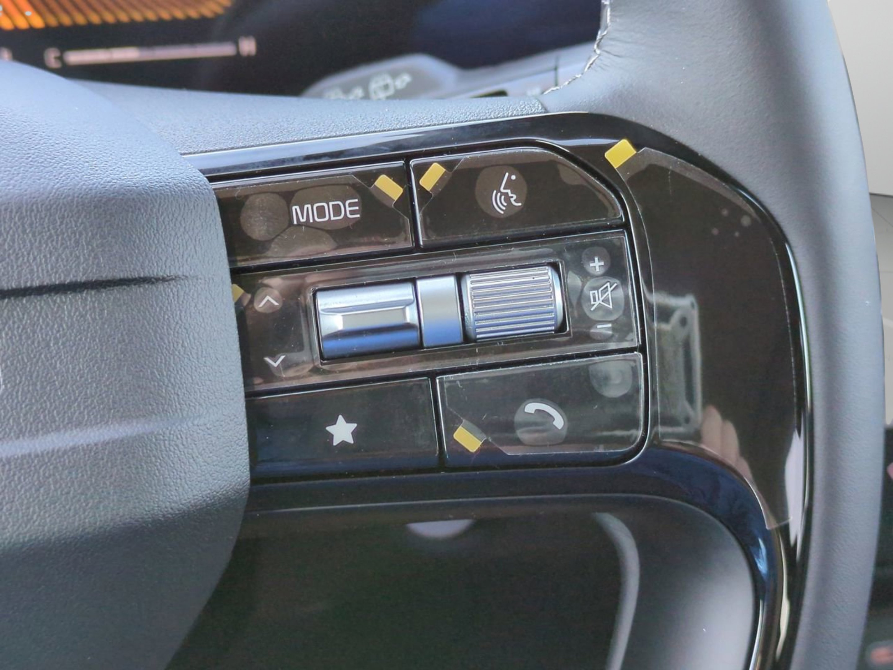 2026 Kia Sorento X-Line EX - Photo 32