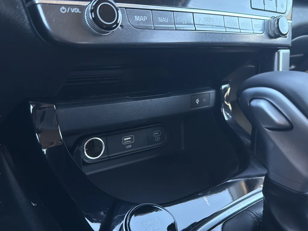 Used 2024 Gravity Gray Kia SX image 32