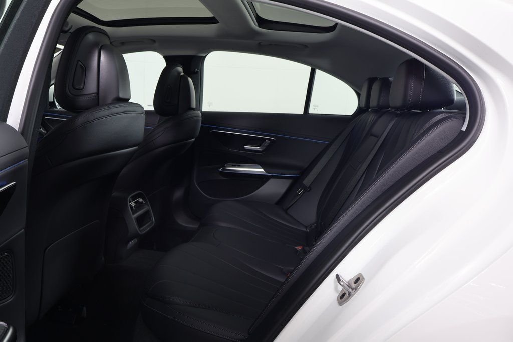 New 2026 Polar White Mercedes-Benz E 350 image 6