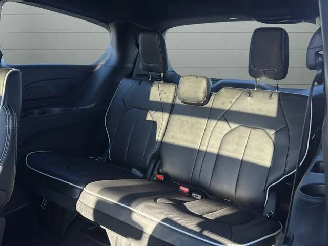 2026 Chrysler Pacifica Limited - Photo 13
