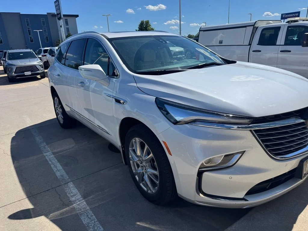 Used 2024 White Buick Premium Group image 2
