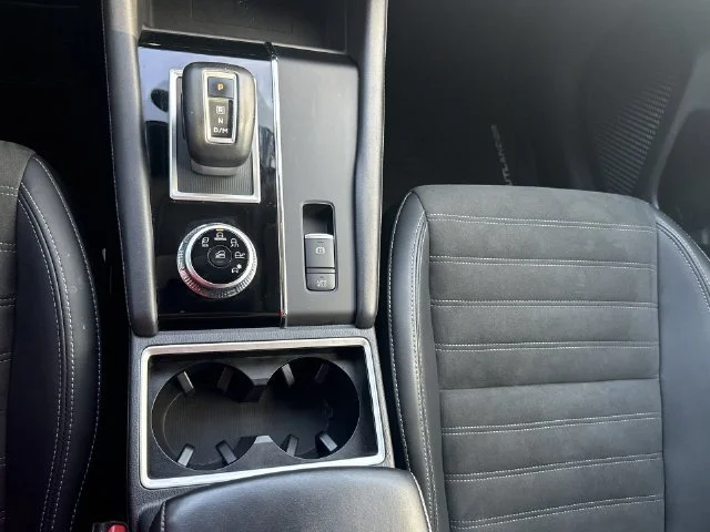2024 Mitsubishi Outlander SE - Photo 11