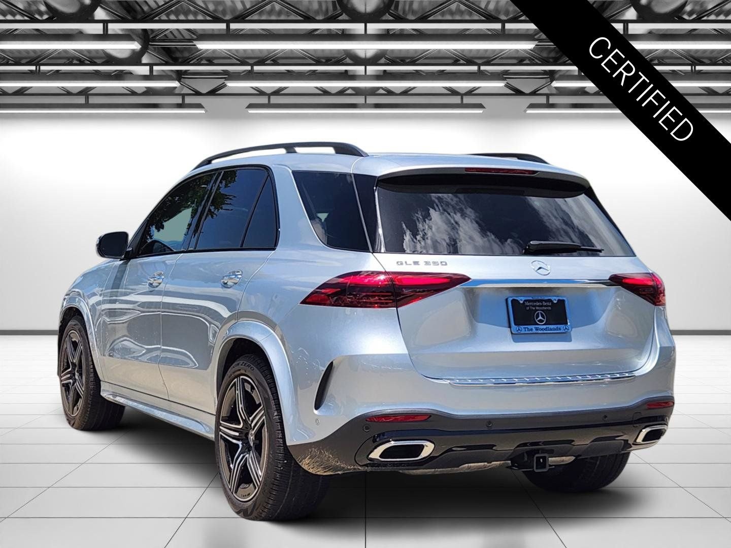 Certified Used 2026 MANUFAKTUR Ireland Green Mercedes-Benz GLE 350 image 7
