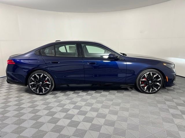 New 2027 Blue BMW 540i xDrive image 8