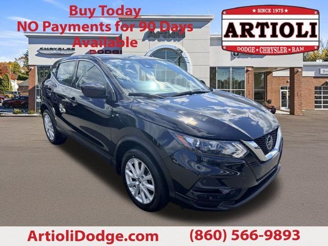 2022 Nissan Rogue Sport S