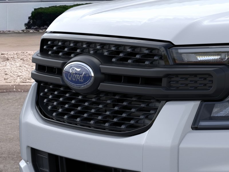 New 2026 Oxford White Ford XL image 17