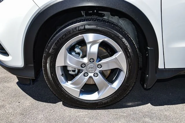 Used 2020 White Honda LX image 11