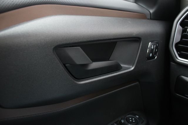 New 2026 Carbonized Gray Metallic Ford Outer Banks image 8