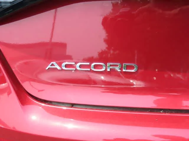 Certified Used 2025 Radiant Red Metallic Honda Touring image 7