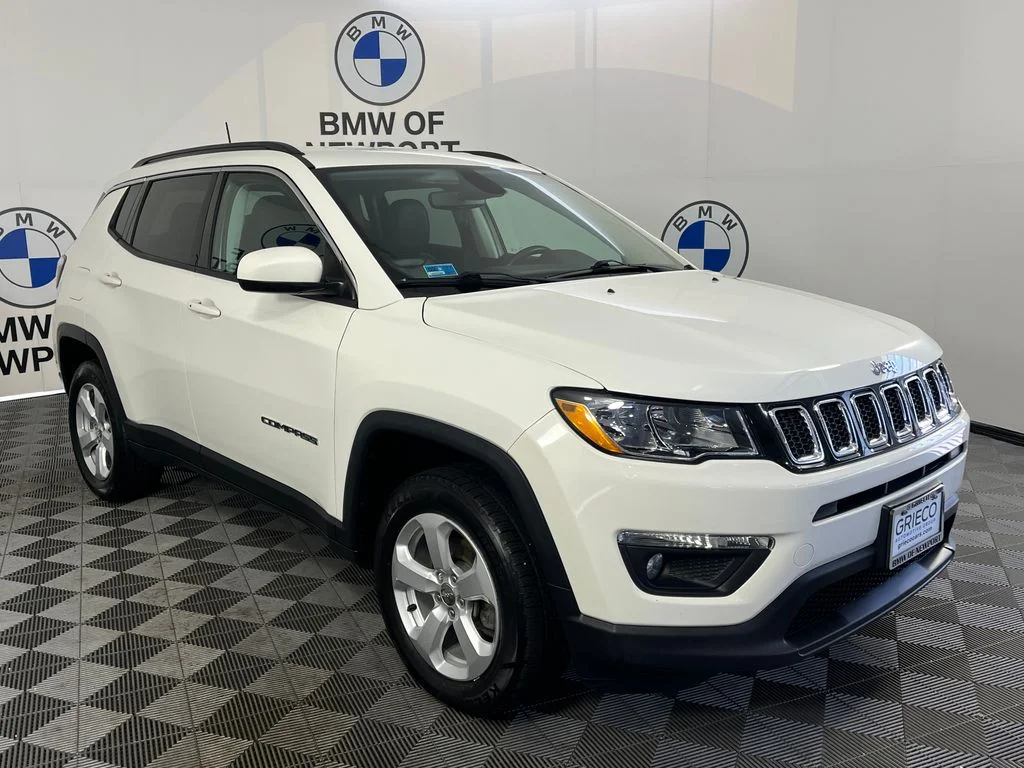 Used 2020 White Jeep Latitude image 1