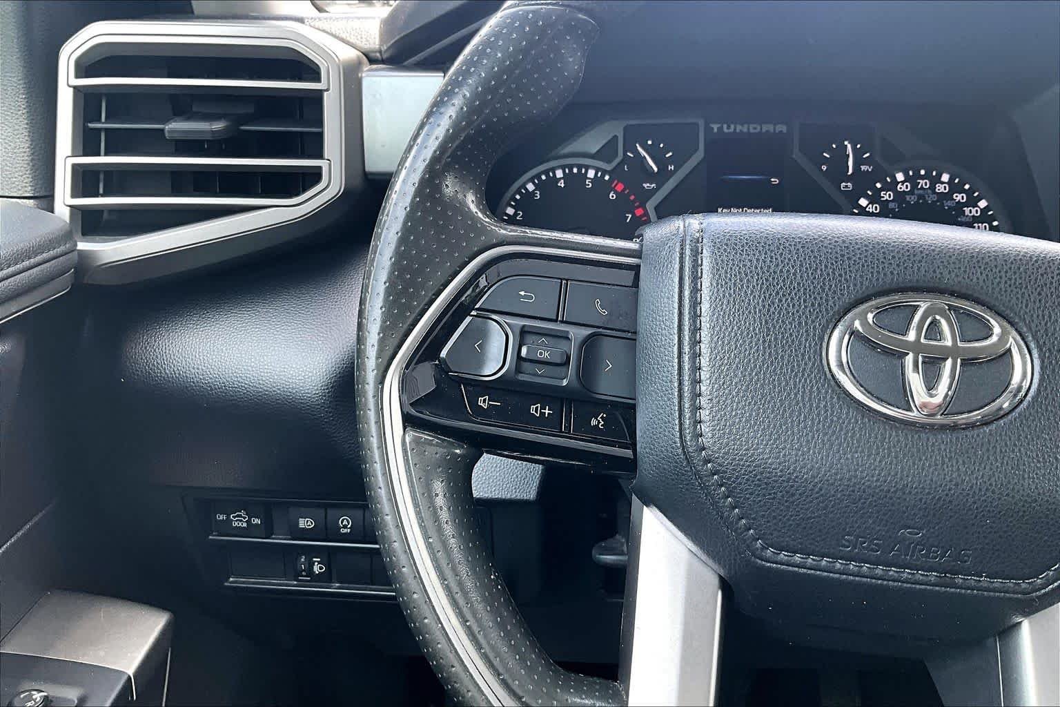 Used 2022 Midnight Black Metallic Toyota SR5 image 23