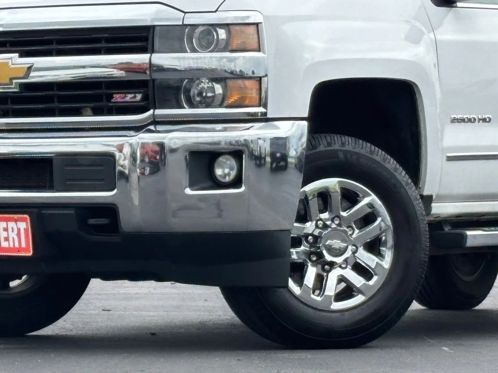 Used 2015 White Chevrolet LTZ image 2