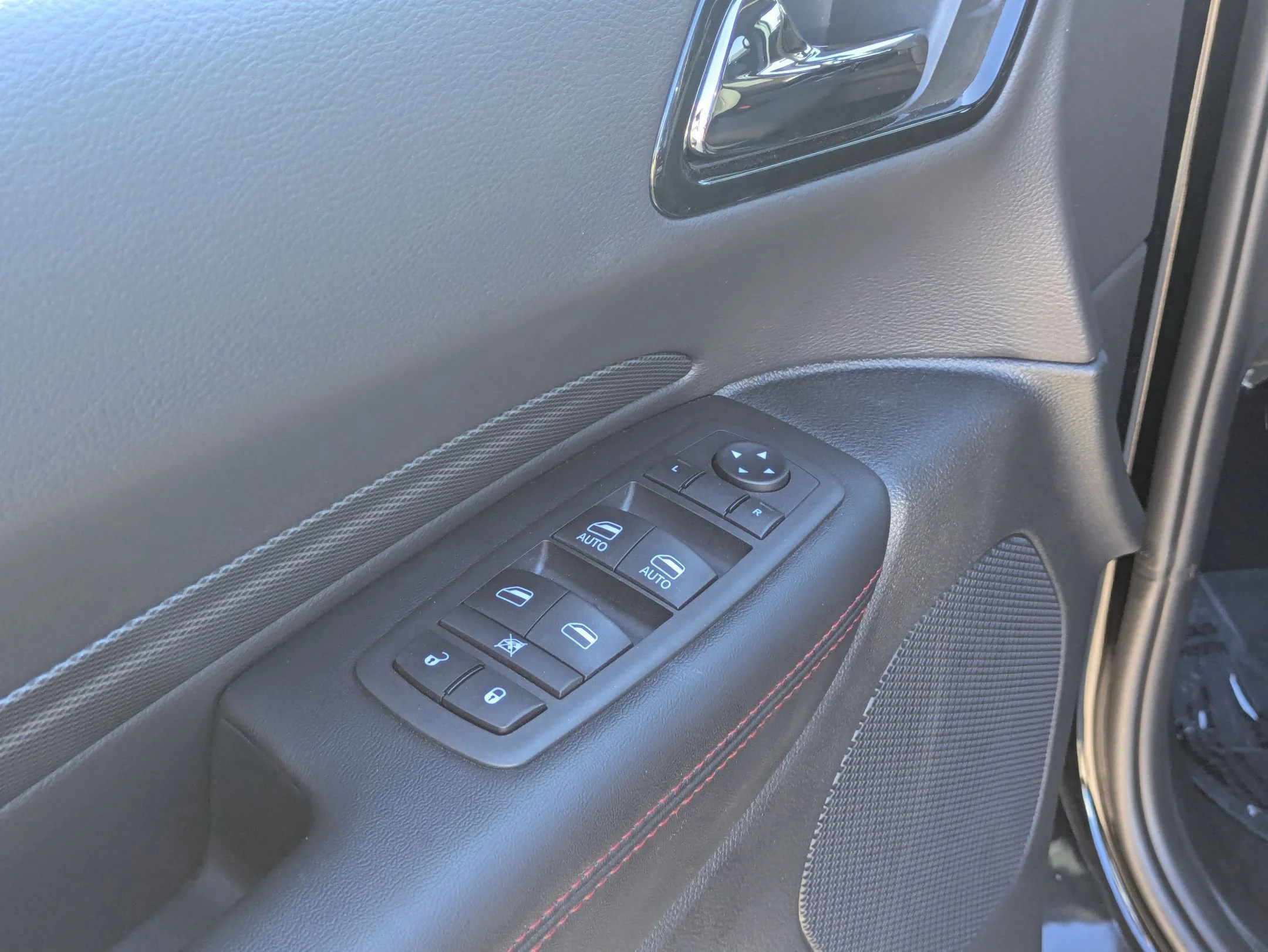 2025 Dodge Durango R/T - Photo 12