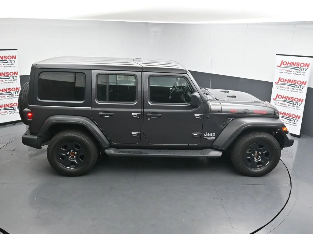 Used 2021 Gray Jeep Unlimited Sport image 28