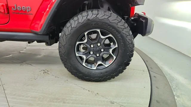 Used 2023 Red Jeep Rubicon image 15