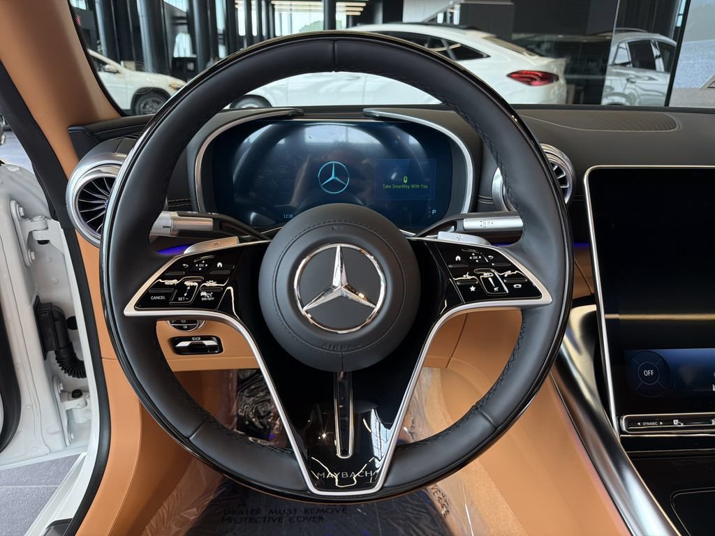 New 2027 MANUFAKTUR moonlight white magno (White Ambiance) Mercedes-Benz Maybach SL 680 Monogram Series image 71
