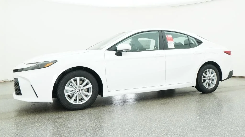 New 2026 Ice Cap Toyota LE image 31