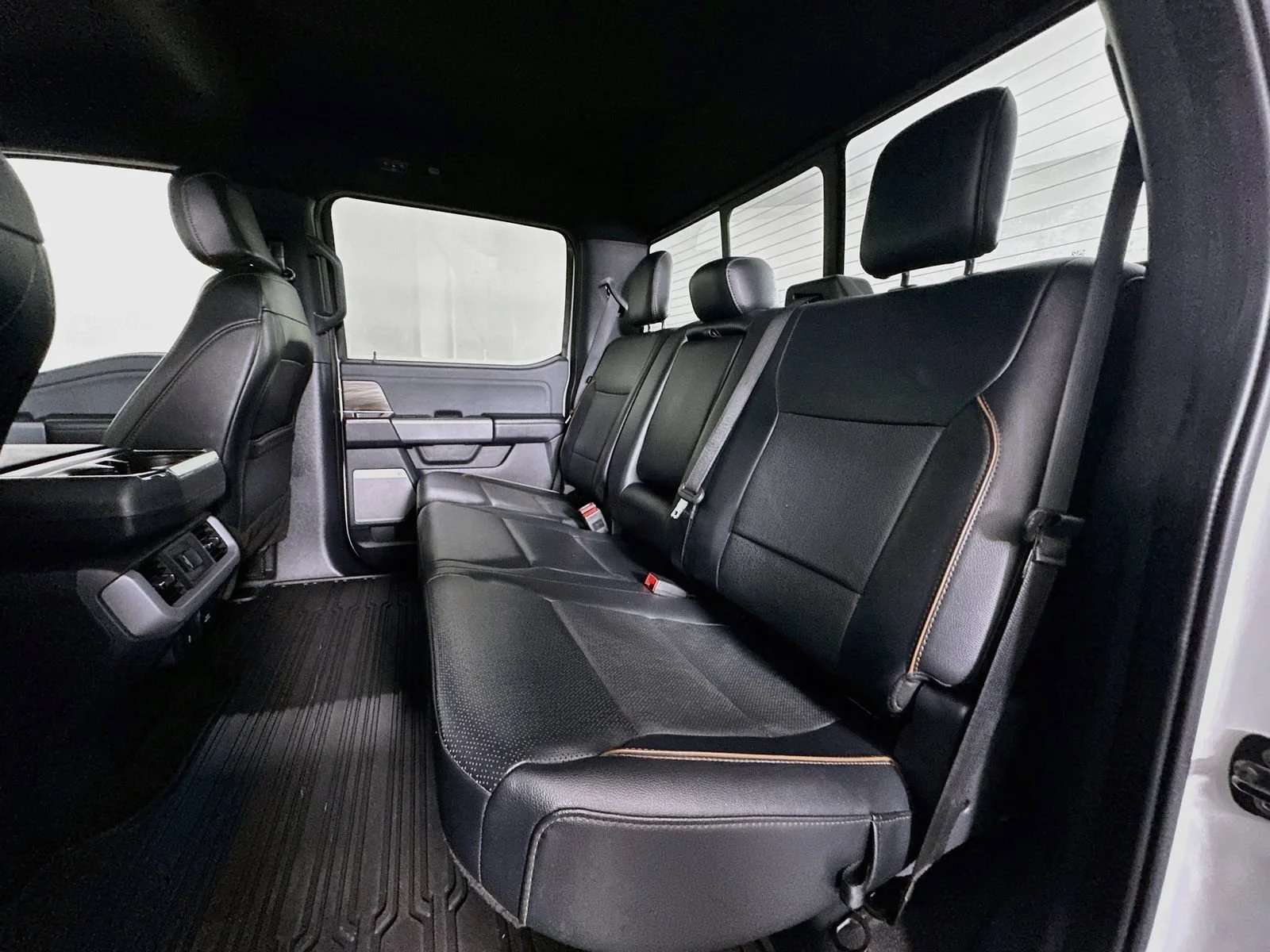 Used 2024 White Ford LARIAT image 26