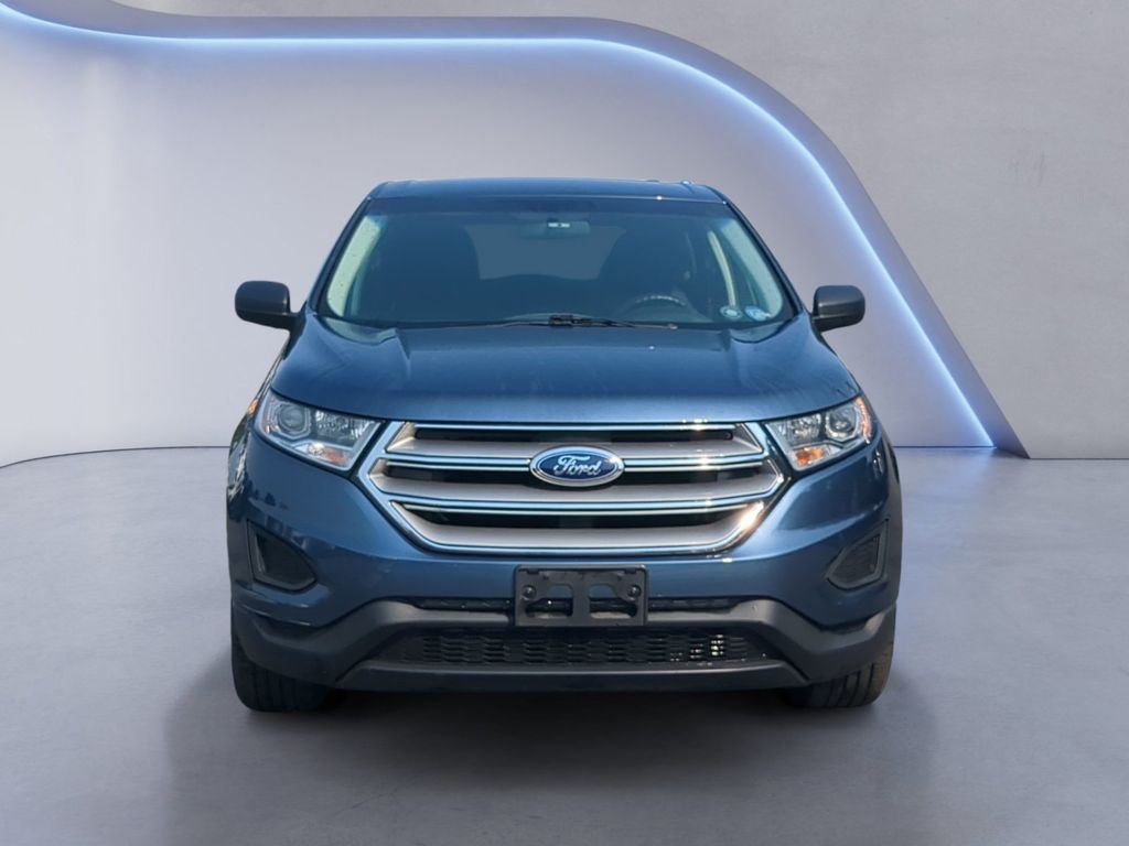 Used 2018 Blue Metallic Ford SE image 10