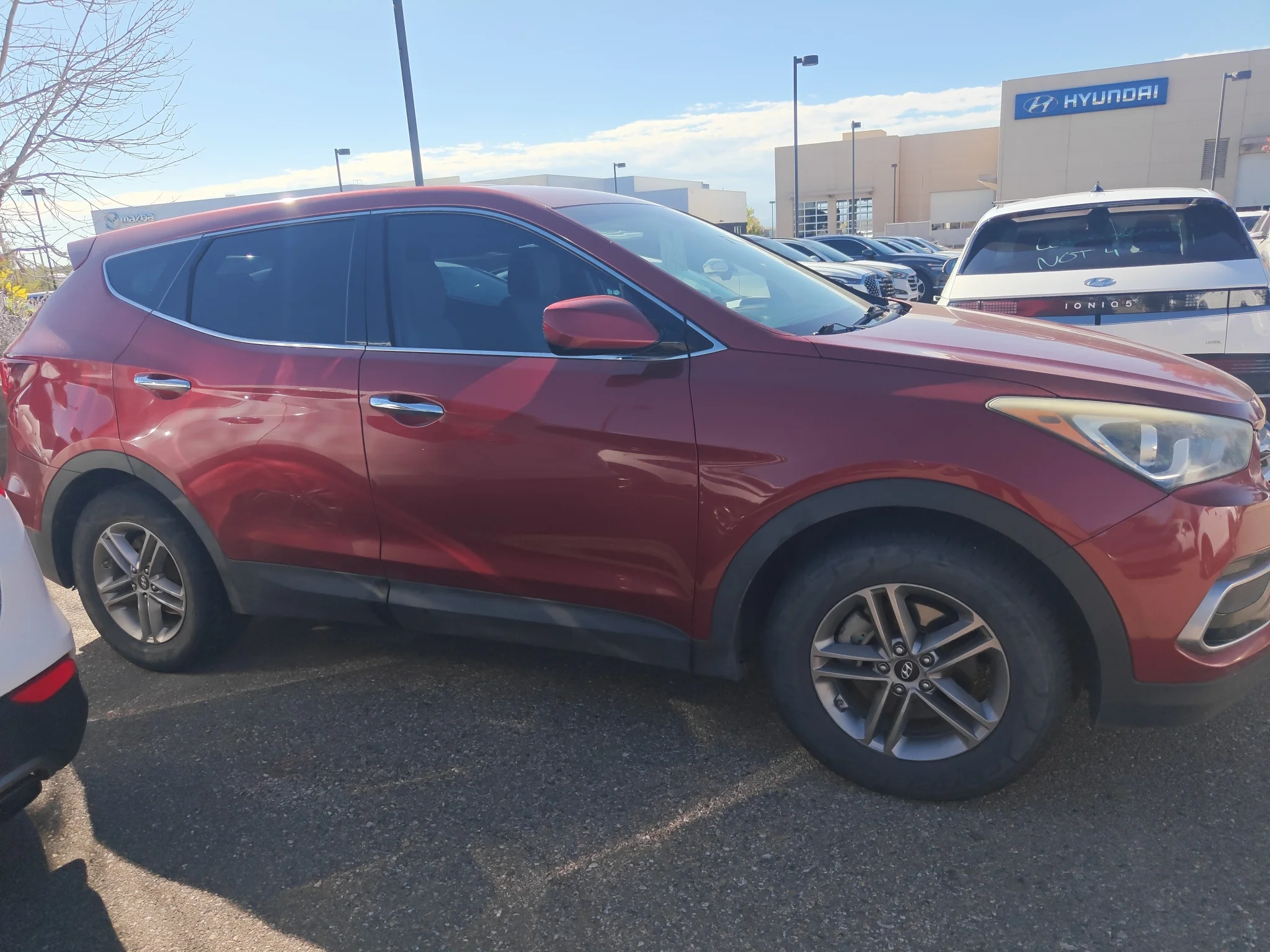 Used 2017 Serrano Red Hyundai 2.4L image 5