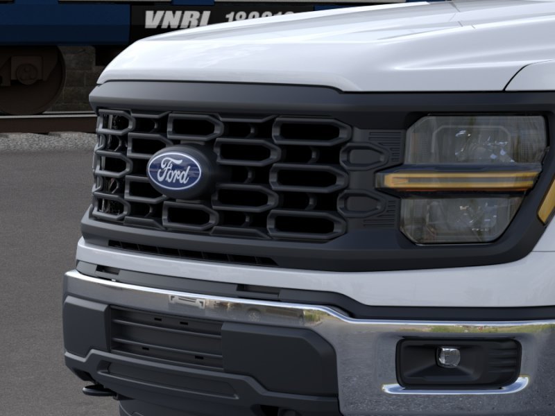 New 2026 Oxford White Ford XL image 17