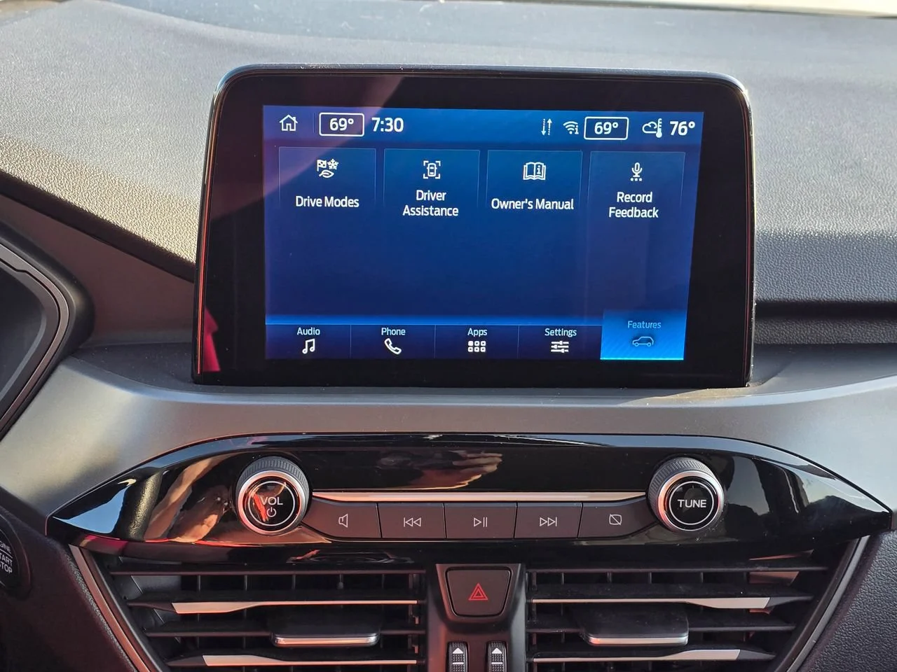 Used 2025  Ford Active image 16