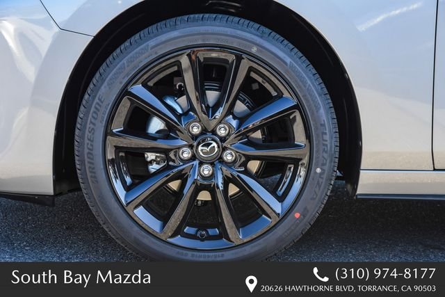 2026 Mazda Mazda3 Premium - Photo 11
