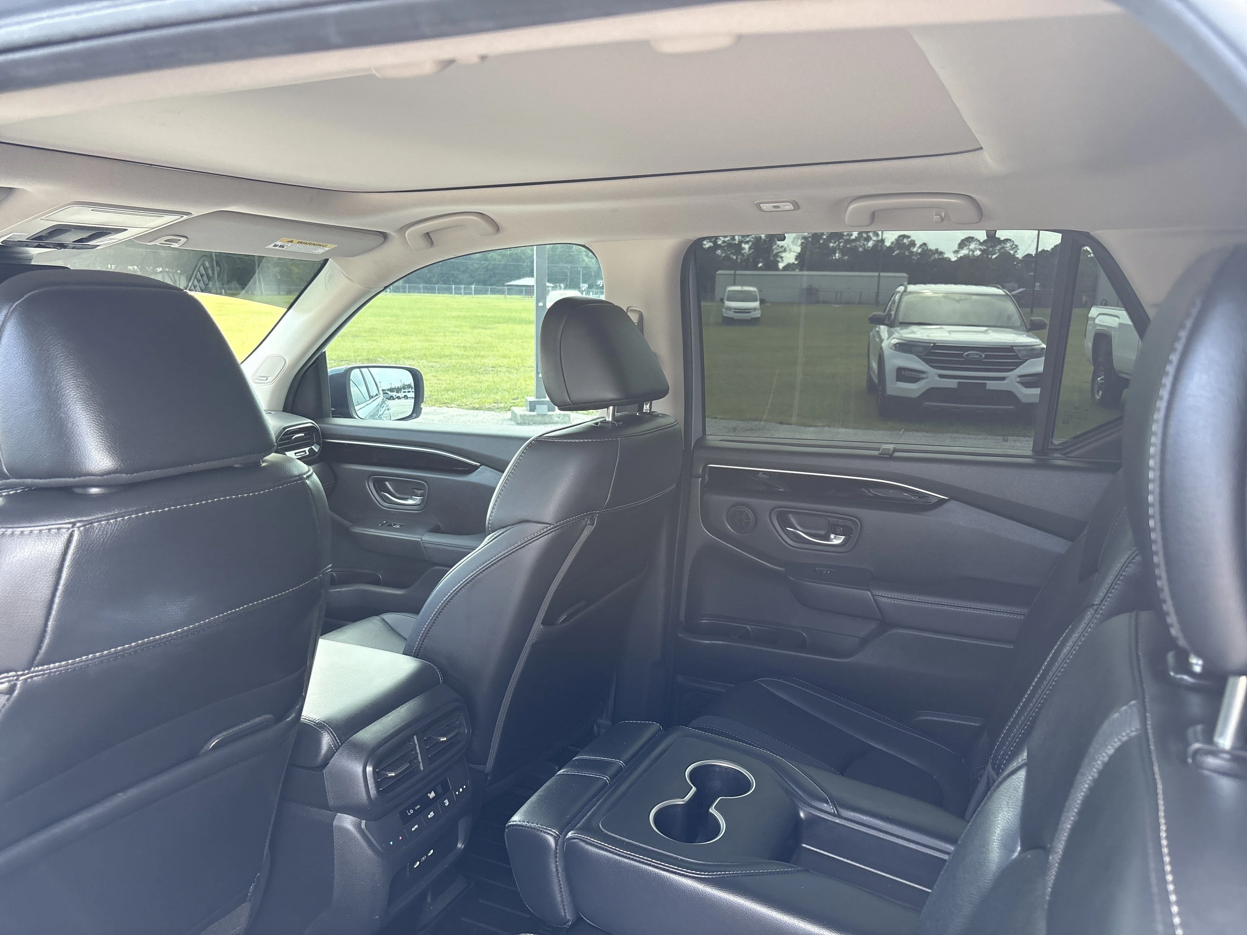 Used 2024 Sonic Gray Pearl Honda Touring image 21
