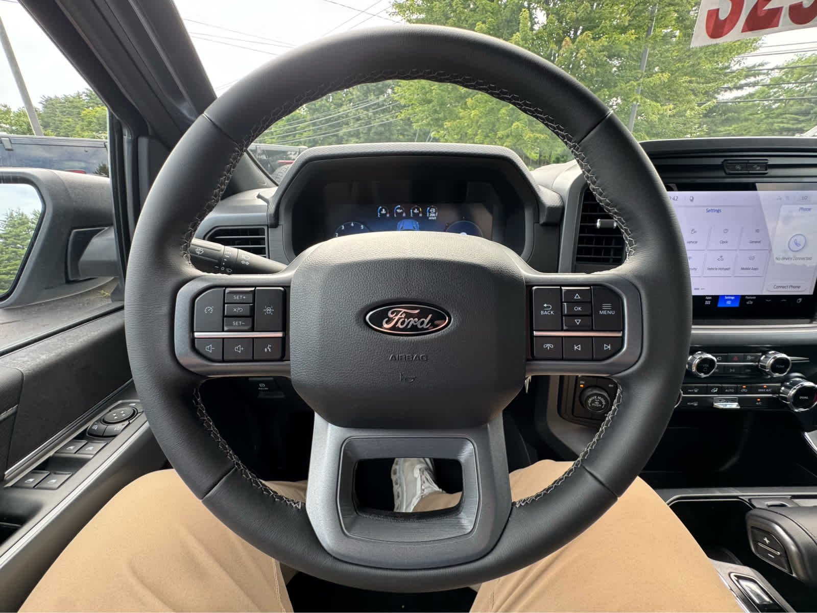 New 2026 Avalanche Ford XLT image 17