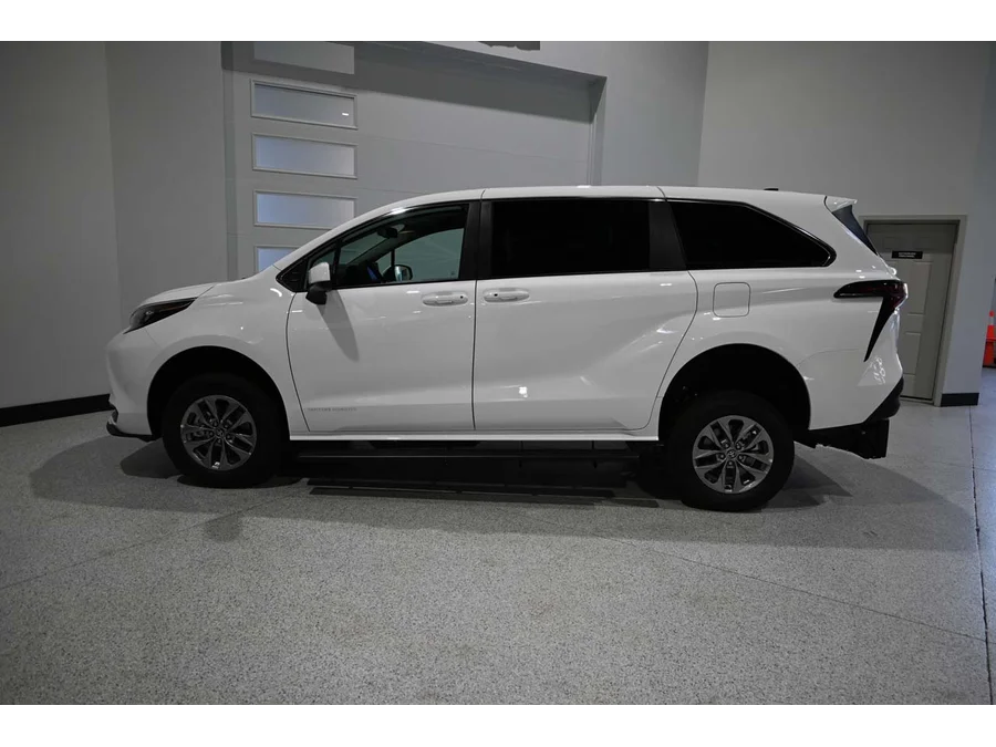 New 2026 WHITE Toyota LE Mobility Handicap Van image 9
