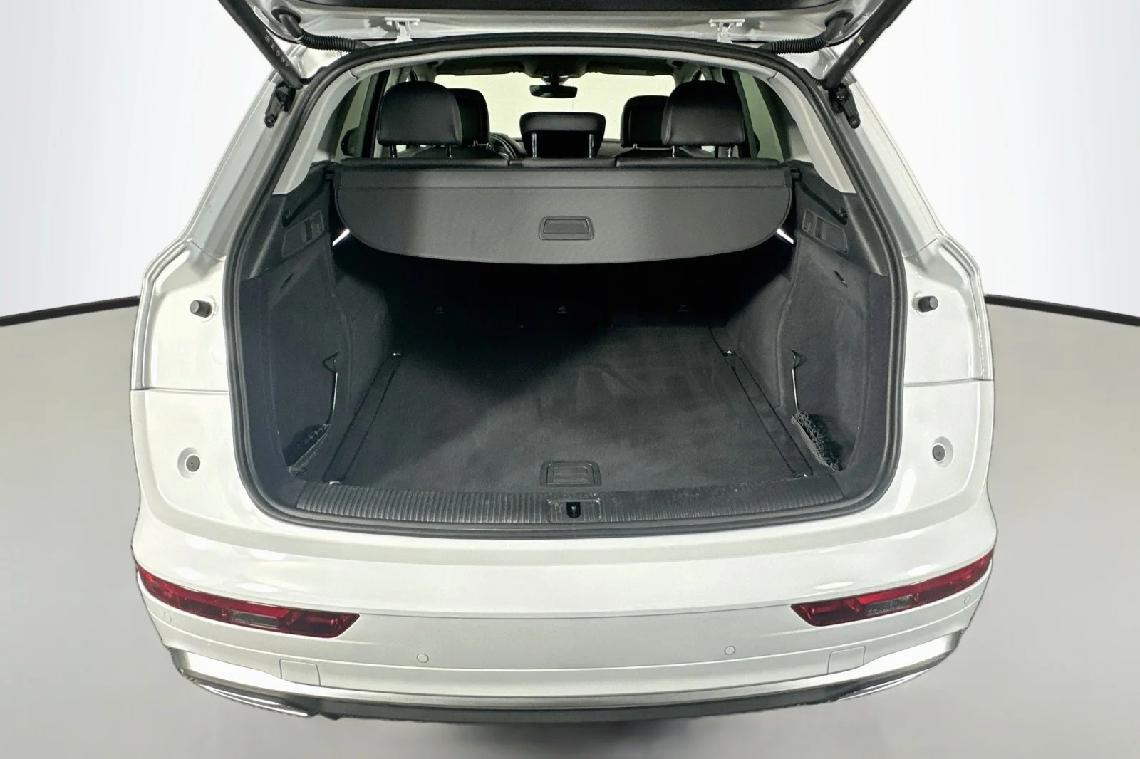 Used 2023 Glacier White Metallic Audi S line Premium image 21