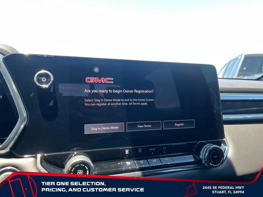 New 2026 Summit White GMC Elevation image 30