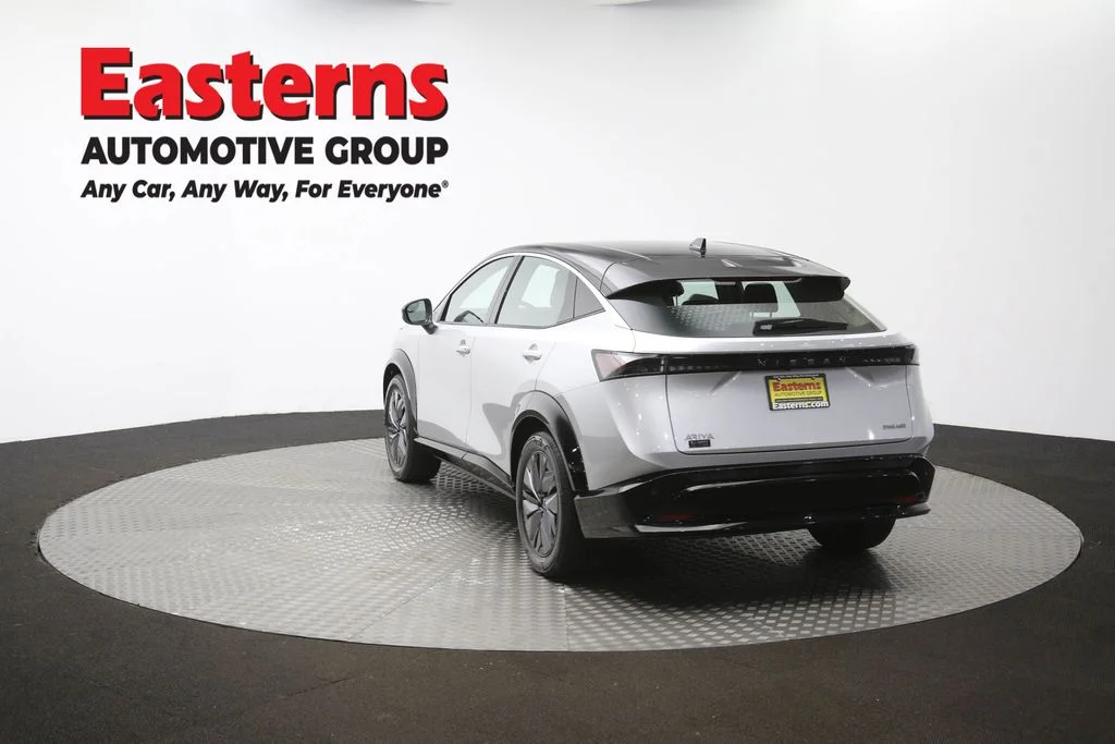 Used 2023 Silver Nissan ENGAGE image 63