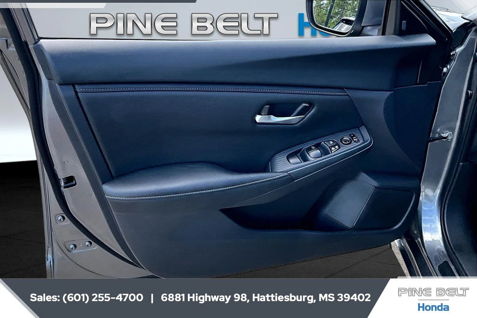 Used 2025 Gun Metallic Nissan SV image 17