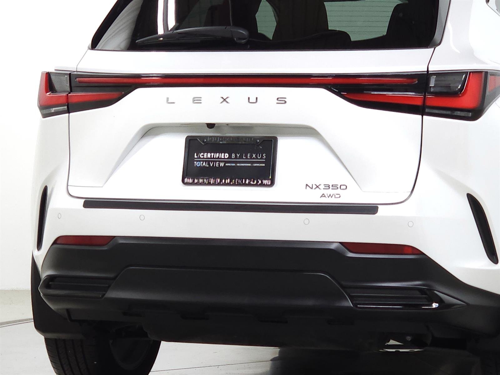 Certified Used 2023 White Lexus Luxury image 10