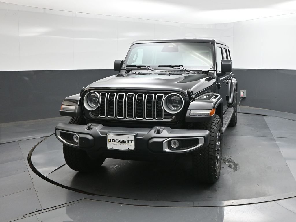 New 2026 Black Clear-Coat Exterior Paint Jeep Sahara image 22