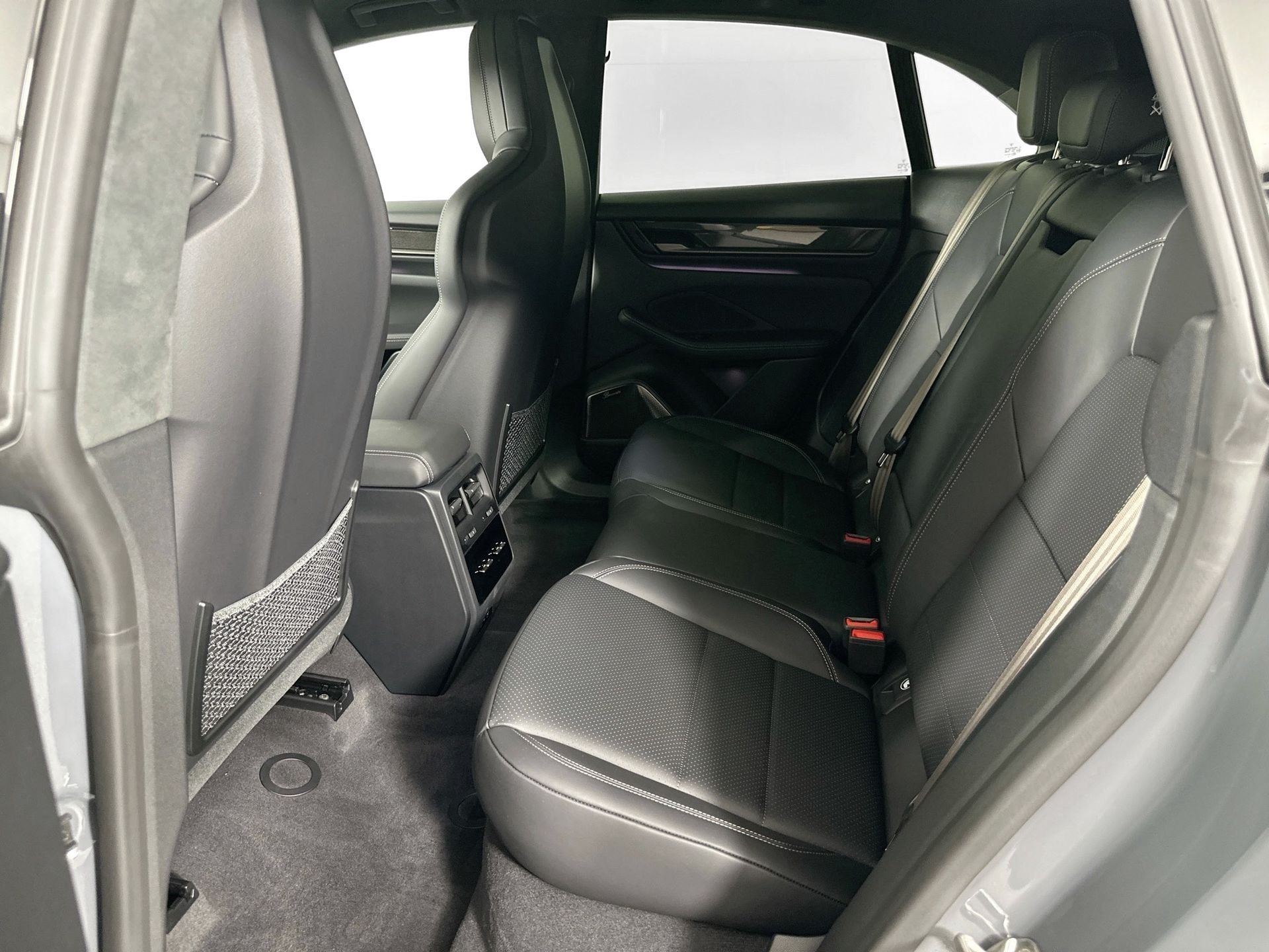 Used 2025 Gray Porsche Turbo image 27