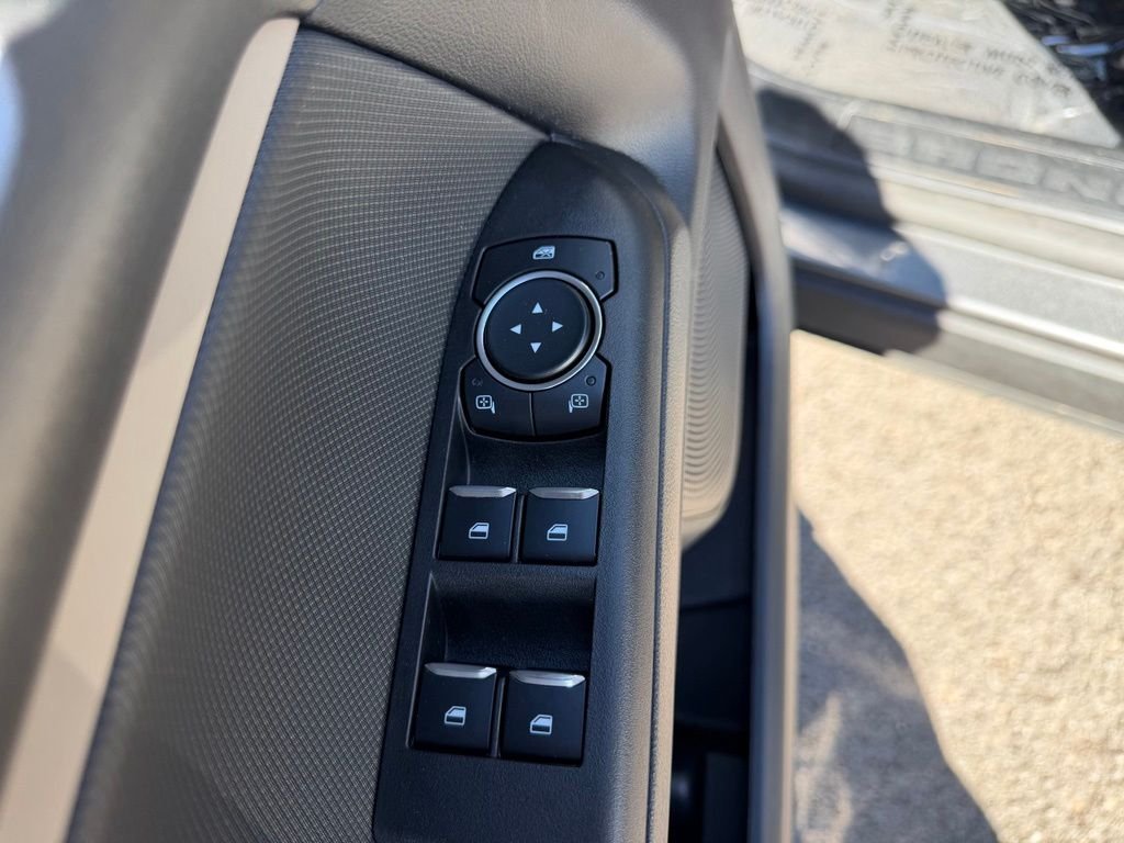 Used 2025 Carbonized Gray Metallic Ford Big Bend image 13