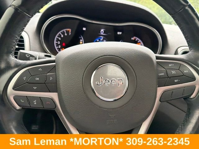 Used 2022 Gray Jeep Laredo X image 10