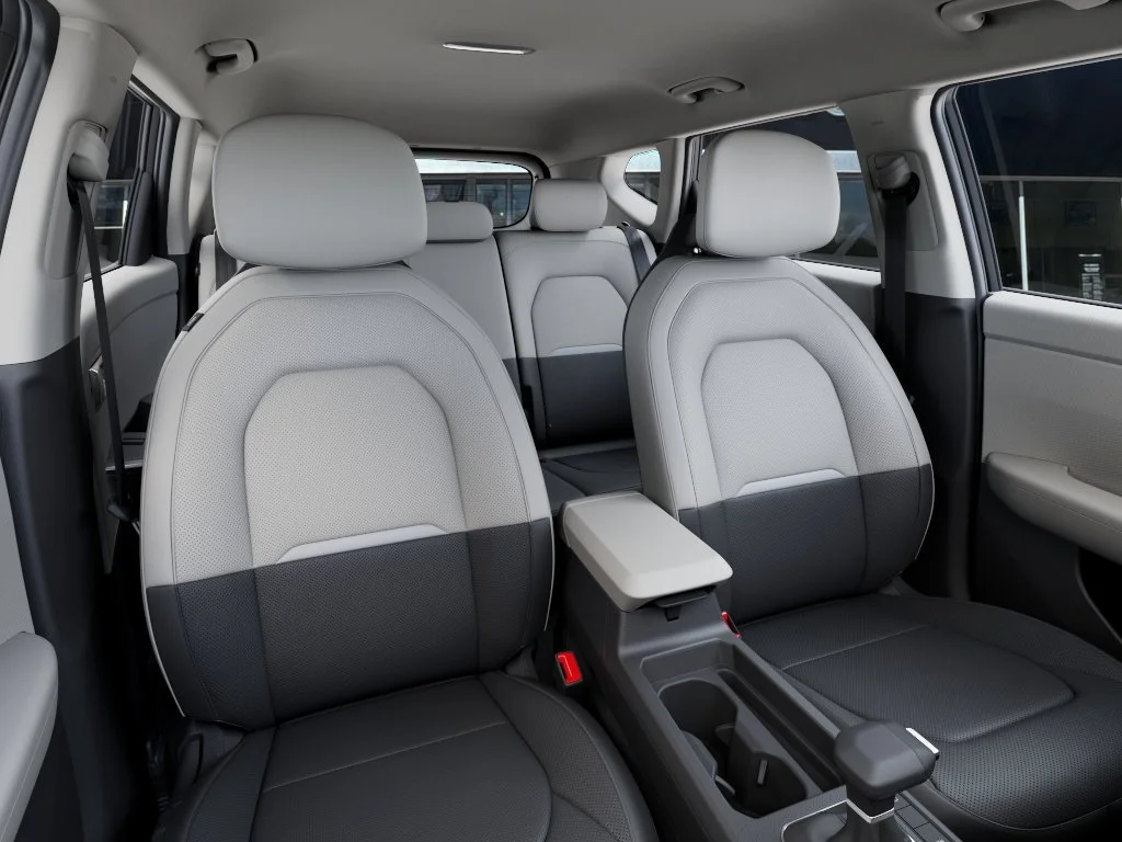 New 2027 Snow White Pearl Kia EX image 15