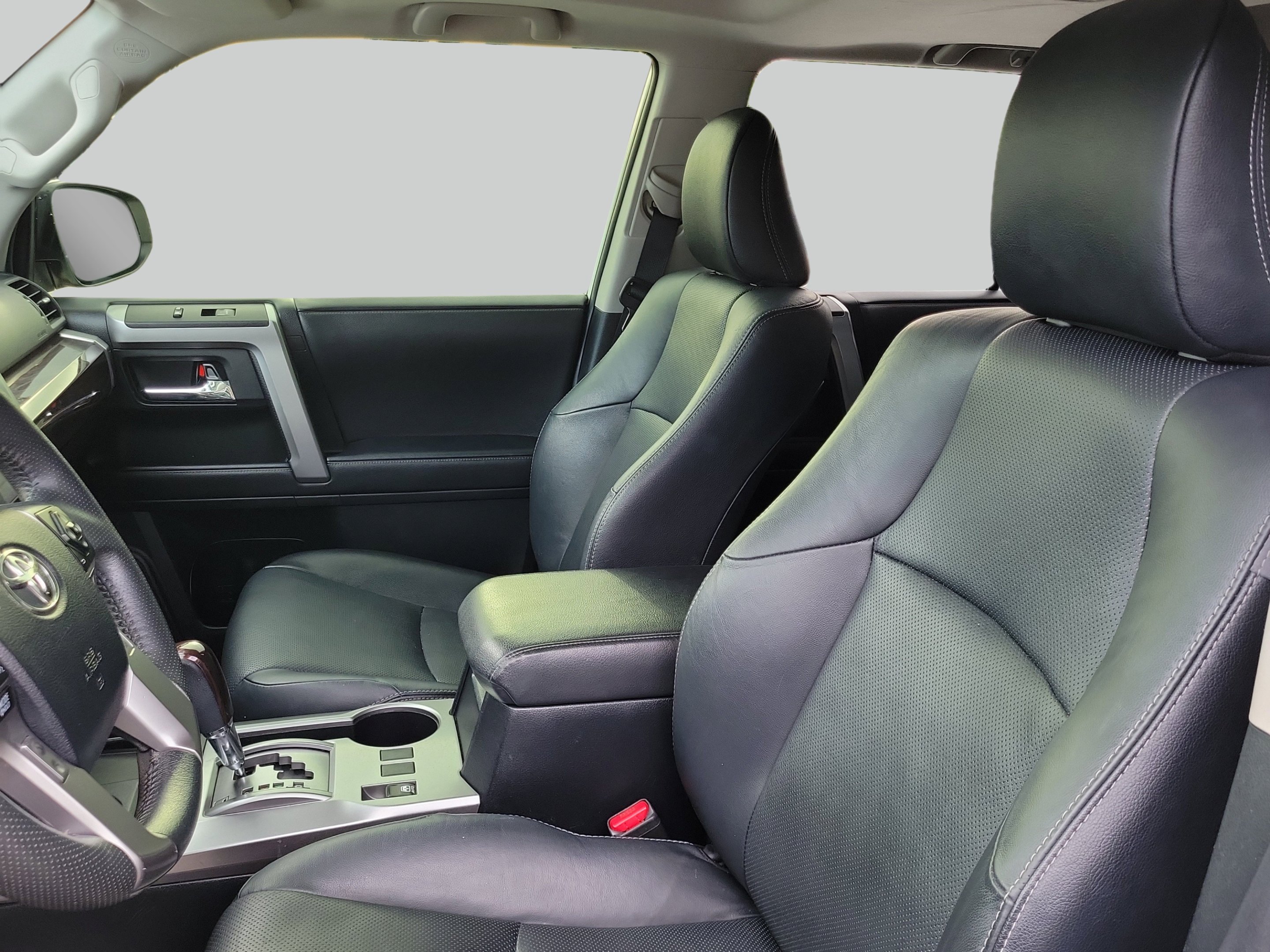 Used 2022 White Toyota Limited image 22