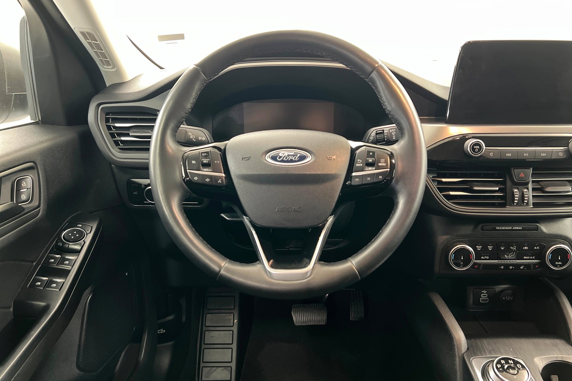 Used 2024 White Ford Active image 13